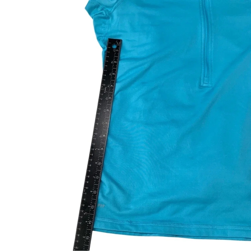 Nike Women‎ Size Medium Dri-Fit Active Long Sleeve
